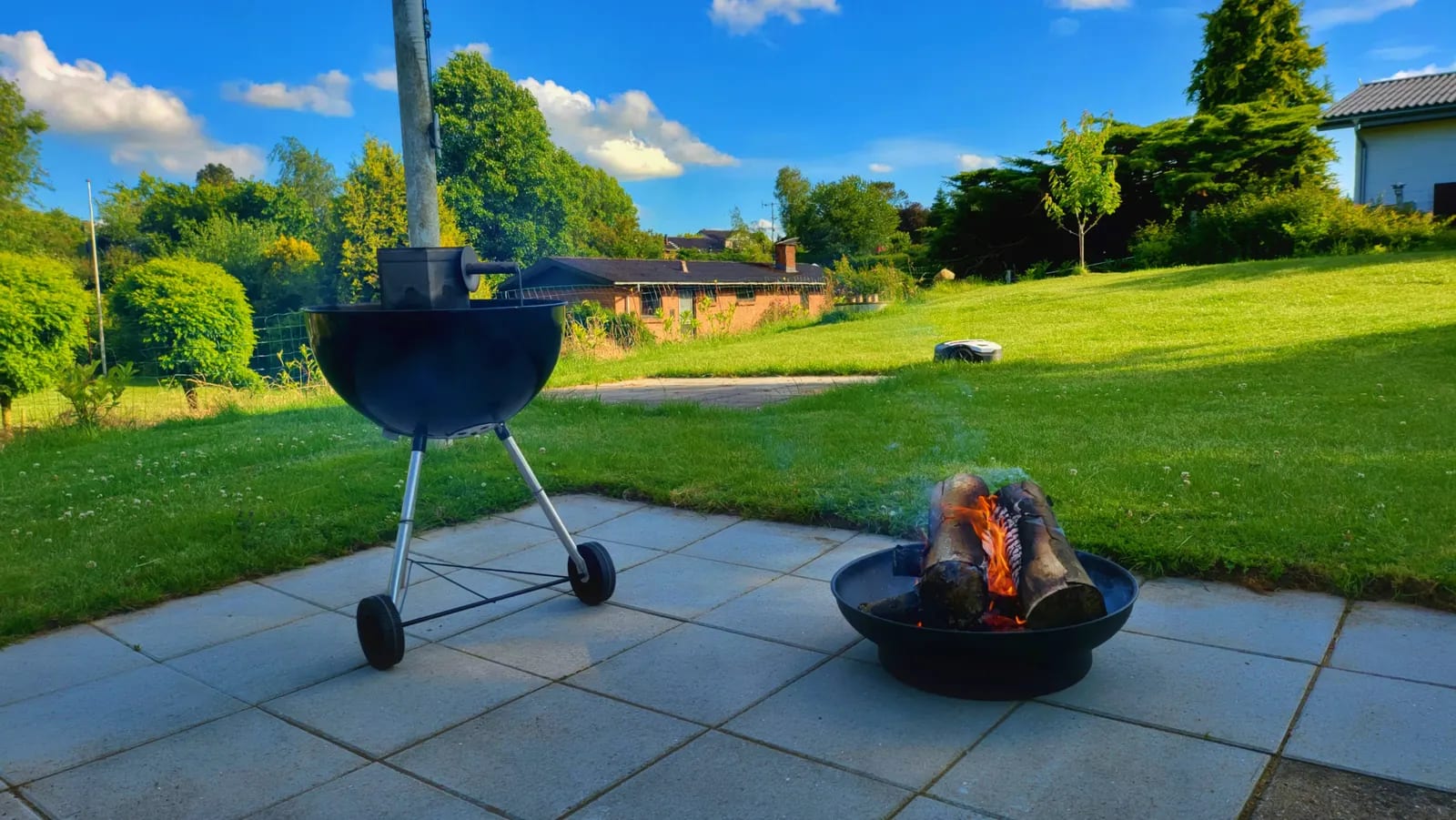 Ferienhaus Kløften 29 in Aabenraa, Sønderjylland – Grillplatz und Feuerstelle im Garten
